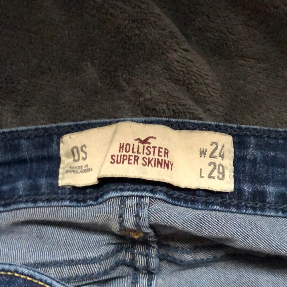 Hollister super skinny jeans. 0s